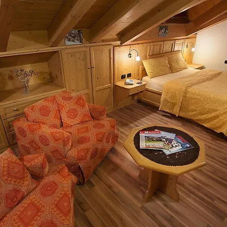 Steinbock B&B - Apartaments Livigno Extérieur photo